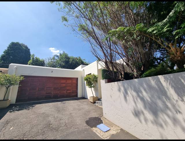 3 BEDROOM CLUSTER RENTED IN DOUGLASDALE
